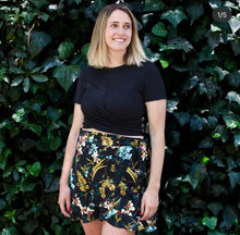 Cargar imagen en el visor de la galería, Green flowers
