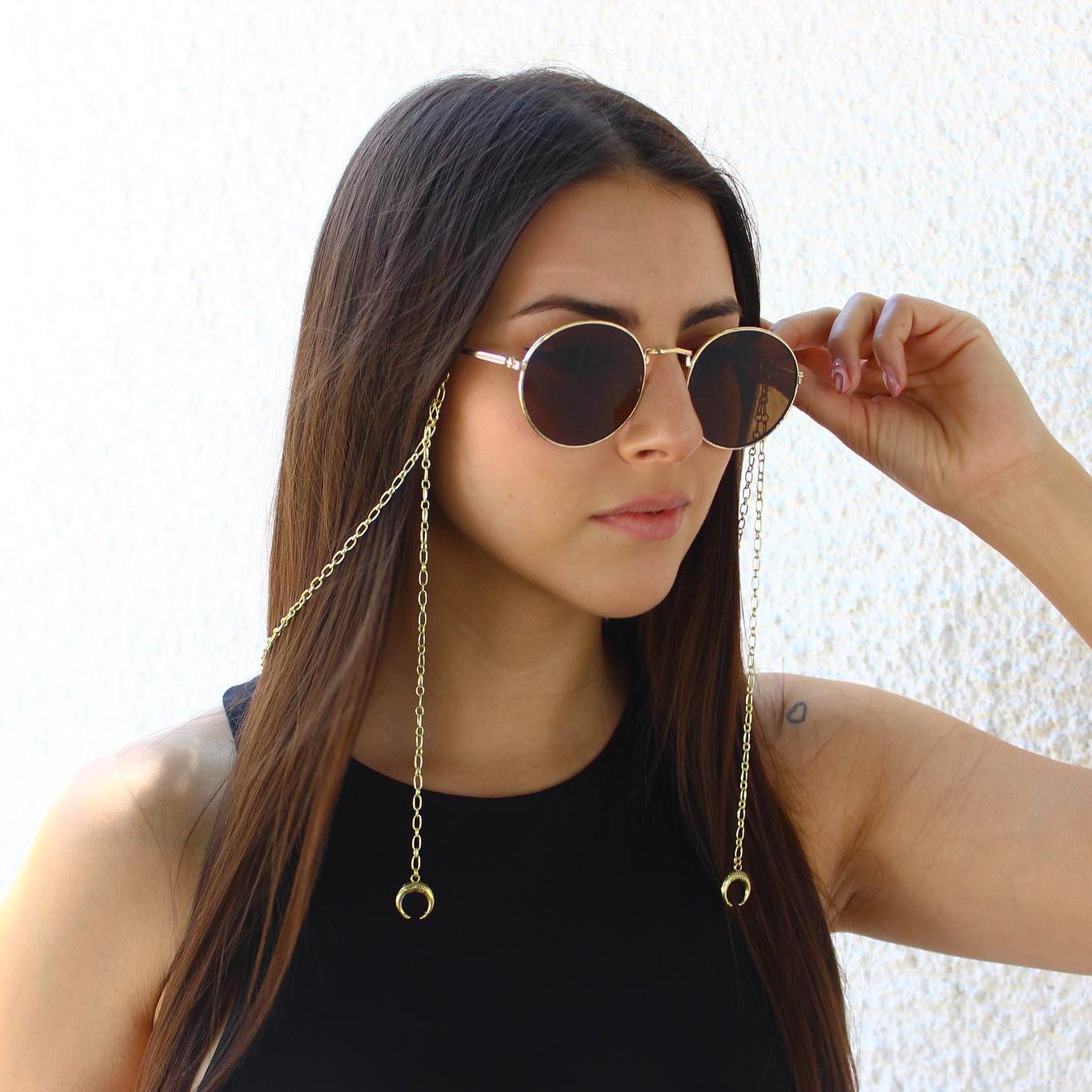 Strap Luna con colgantes de luna para lentes, hecho a mano — Elefanterosado