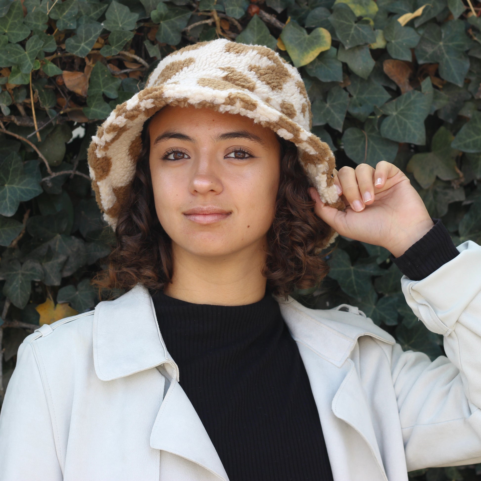 Bucket Hat café y beige, reversible, hecho a mano — Elefanterosado