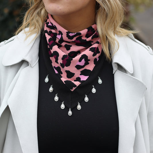 Bandana Andrea print en tonos rosados, hecha a mano — Elefanterosado