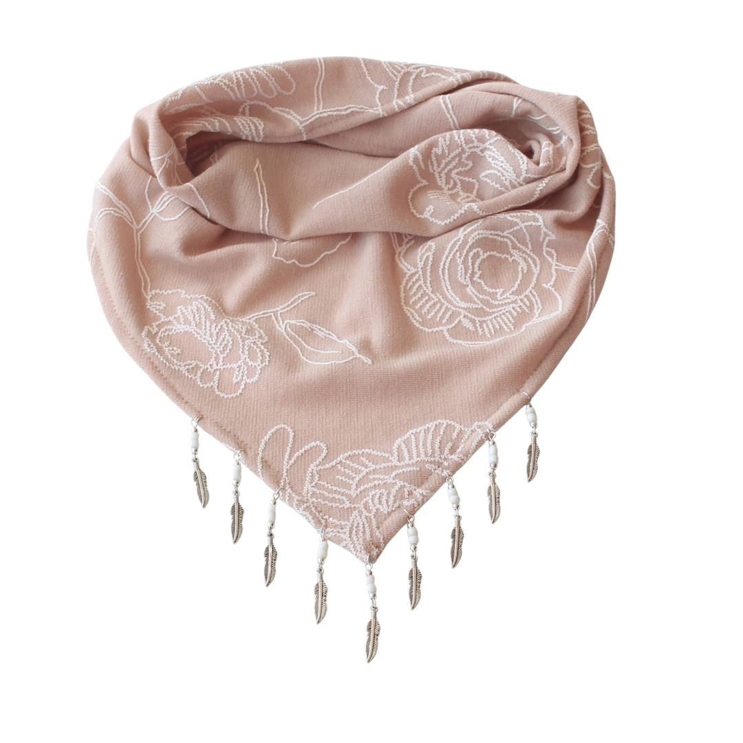 Bandana Fernanda, vista de detalle, hecha a mano — Elefanterosado