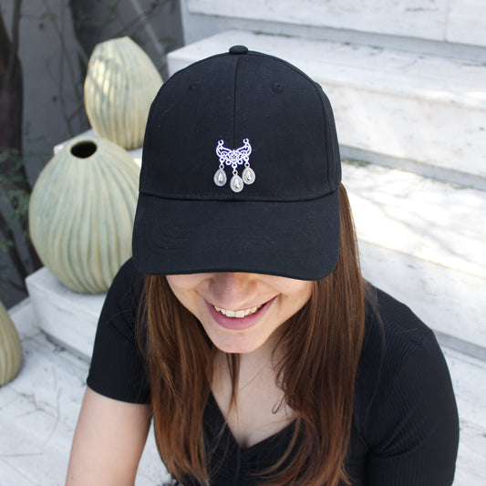 Jockey Katy negro de gamuza con plateado, ajustable, hecho a mano — Elefanterosado